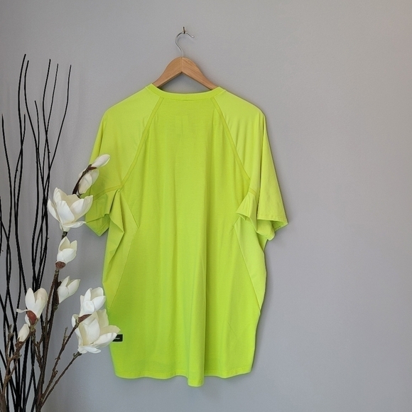 LULULEMON Ventilated Hiking Short Sleeve Shirt - Picture 4 of 8